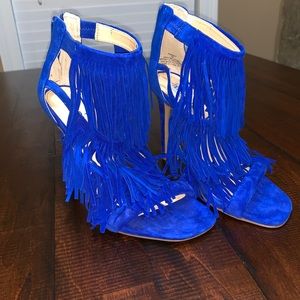 Fringe heel